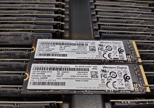 西数WD SN720 黑盘 2TB固态硬盘 m.2 nvme 西部数据 台式机 电脑