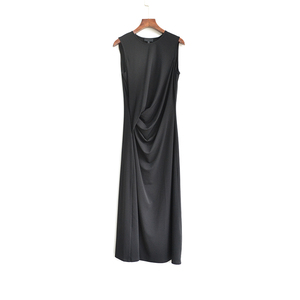 猫姐● 原厂货出 th2024新款 修身气质背心裙 抽褶设计无袖连衣裙