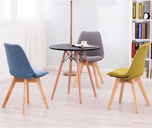 特价伊姆斯北欧实木餐椅现代简约家用餐厅凳子椅子简易洽谈桌椅