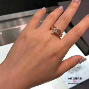 Tiffany/蒂芙尼 T系列 18K玫瑰金 镶钻方形 七钻 缠绕式 戒指 女