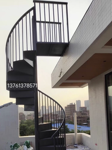 上海铁艺旋转楼梯圆形钢楼梯户外网红弧形楼梯钢结构阳台花园