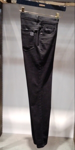 迪柯尼灰标系列牛仔裤棋盘格图案