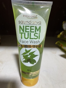 Saundarya Neem Tulsi Face Wash 100g