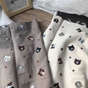日式重工猫咪刺绣棉麻面料DIY手工小包包衣服装沙发窗帘布料