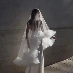 韩版新款新娘结婚礼主婚纱长拖尾头纱森系超仙美户外简约仪式造型