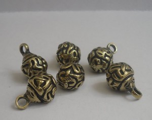 老铜扣子，老黄铜扣环，实心黄铜纽扣，古代衣服扣子老铜花扣