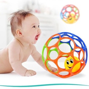 奥波球婴幼儿牙胶摇铃手抓球儿童抓握训练洞洞球婴儿玩具软胶球1