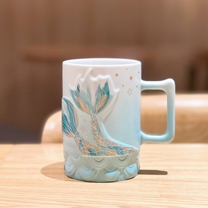 星巴克水杯周年海蓝幻彩鱼尾陶瓷马克杯立体浮雕鱼鳞蓝白色桌面杯