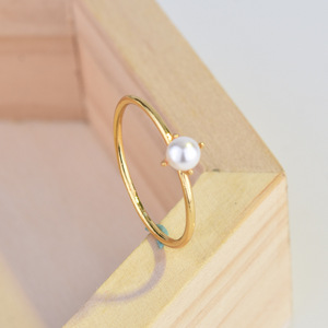 宁语wish新款镀18k黄金镶嵌一颗迷你珍珠戒指欧美订婚指环尾戒女