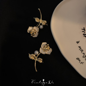 「无人区玫瑰」珐琅彩 高级感复古法式设计滴釉金色玫瑰珍珠胸针