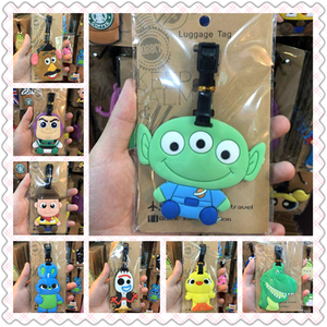 日本可爱卡通动漫周边玩具总动员巴斯叉子塑料硅胶托运行李牌挂件