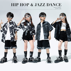 儿 童街舞潮服小学生爵士舞套装炸街架子鼓hiphop嘻哈演出服酷帅