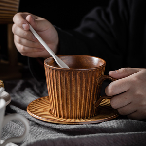 日式咖啡杯欧式小奢华马克杯家用复古早餐杯精致陶瓷杯碟套装水杯