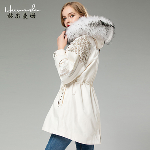 赫尔曼珊冬新款派克服女年轻獭兔毛可拆卸短款小个子时尚大衣加厚