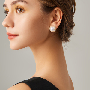 复古大珍珠耳环女韩国气质网红高级感耳钉2024年新款潮个性耳饰品