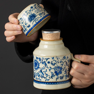汝窑青花缠枝莲陶瓷泡茶杯家用暖壶大容量创意马克杯开片定制水杯