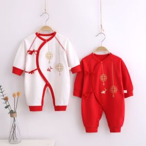 婴儿满月拜年服男女宝宝新年喜庆连体衣中国风系带新生儿过年衣服