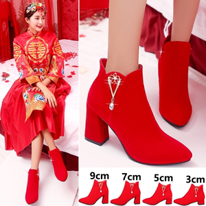 2024秋冬季婚鞋女尖头粗跟高跟单鞋秀禾新娘伴娘中式红色结婚短靴