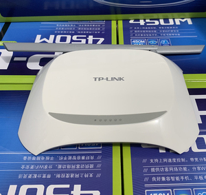 TP-LINK无线 路由器 穿墙王 tplink 家用 300M 智能 wifi  WR842N