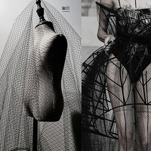 黑/白菱形渔网网眼硬质网格双面透视镂空网纱服装设计师创意面料