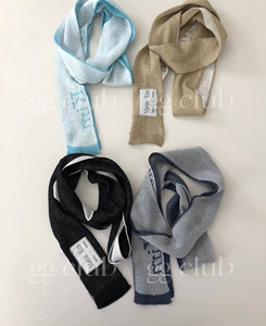 matin韩国设计师品牌 字母窄版适合造型感十足 复古秋冬软薄围巾