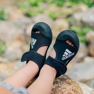 Adidas阿迪达斯正品儿童鞋夏款男童女童魔术贴运动沙滩凉鞋D97200