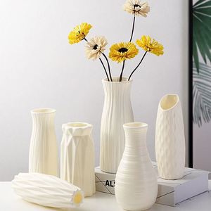 家居ins北欧塑料花瓶客厅耐摔仿真花瓶摆件创意简约小清新插花瓶