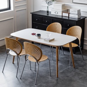 北欧诺米拉实木现代简约小户型家用餐桌椅组合餐厅原木长方形饭桌