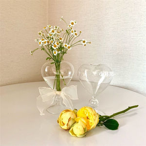 韩国ins爱心形花瓶玻璃水养花香薰瓶摆件客厅培器皿居家拍照道具