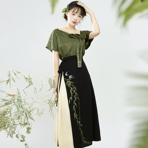 燕归来柳绿改良汉服女汉元素三件套日常新中式国风设计感小众裙子