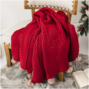 针织毛毯子样板间床边搭毯床巾沙发盖毯搭巾飞机毯红色节日礼品毯