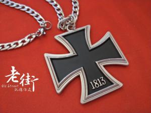 德式双面铁十字荣誉勋章 金属数字正十字架 普鲁士铁十字钛钢项链