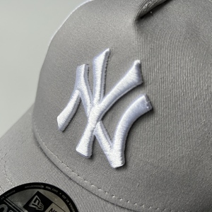 MLB纽约扬基队New Era男女卡车鸭舌网眼透气速干遮阳防晒棒球帽子