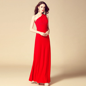 红色晚礼服女2023新款单肩斜肩气质修身宴会主持人年会连衣裙长款