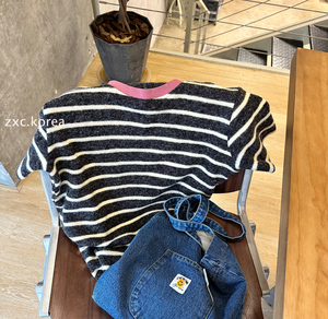 猪小虫韩国进口 女装代购24春季新品甜美通勤粉色领口条纹针织T恤