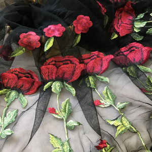 红色玫瑰绿色叶子绣花面料柔软网纱蕾丝布料DIY旗袍裙子花朵补丁