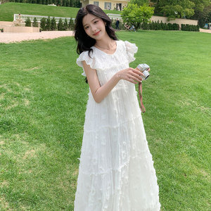 白色飞飞袖连衣裙女仙气超仙森系2024夏季新款法式甜美初恋长裙子
