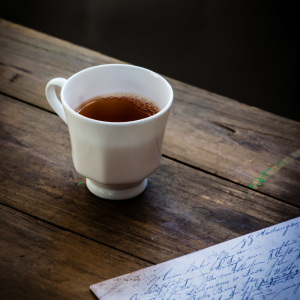 复古骨瓷小茶杯带把陶瓷咖啡杯下午茶杯单杯小容量花茶杯配茶托碟