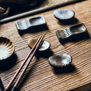 日式筷子架托陶瓷酒店摆台放筷子的架子托简约创意筷枕家用餐厅用