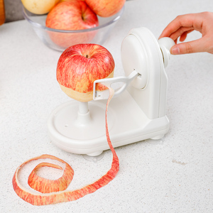日本手摇削苹果皮神器家用水果自动削皮机刮皮刀刨果皮旋转式刨刀
