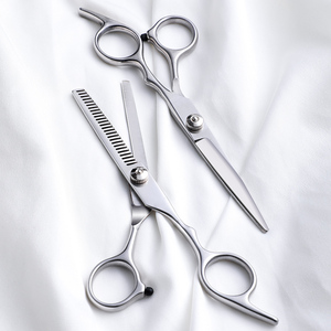 专业理发剪刀剪刘海神器自己剪头发牙剪专业打薄家用剪发剪刀套装