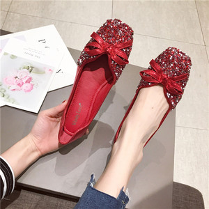 红色单鞋2024夏季新款小香风平底新娘婚鞋法式浅口瓢鞋大码女鞋子