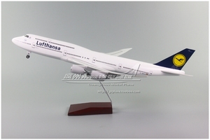 汉莎航空B747-8感应LED灯起落架树脂仿真客机飞机模型1:150 47cm