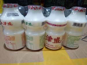 贵州发货津威酸奶 葡萄糖酸辛乳酸菌饮料  95ml*4瓶