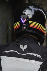 【MOTO小峰】摩托车车队头盔灯闪光灯安全警示长续航骑行指示灯