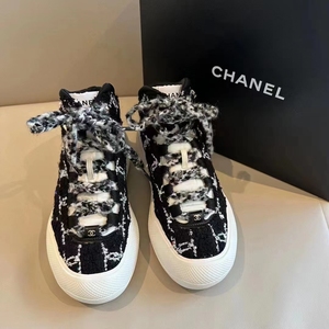 英国InStyle栗栗 Chanel/香奈儿 22你滑雪系列黑白粗花呢厚底球鞋