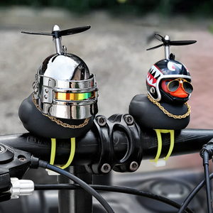 小黄鸭车载摆件电瓶车头盔电动摩托车自行车装饰品网红汽车小鸭子