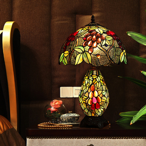 宜轩欧式客厅卧室暖色床头灯创意艺术复古节能书房蒂凡尼玻璃台灯