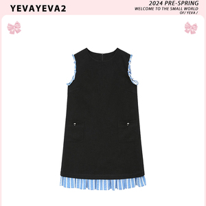 YEVA 设计感黑蓝白条纹撞色连衣裙女简约精致假两件圆领无袖短裙