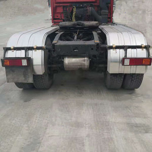 双驱头挡泥板两轴660宽铝合金挡泥板铁质欧曼德龙解放重汽车专用